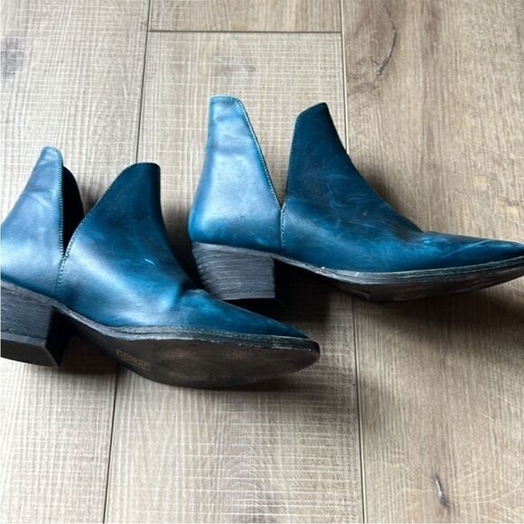 Free People Blue Charm Double V Ankle Boots US 6.5 - Picture 4 of 11